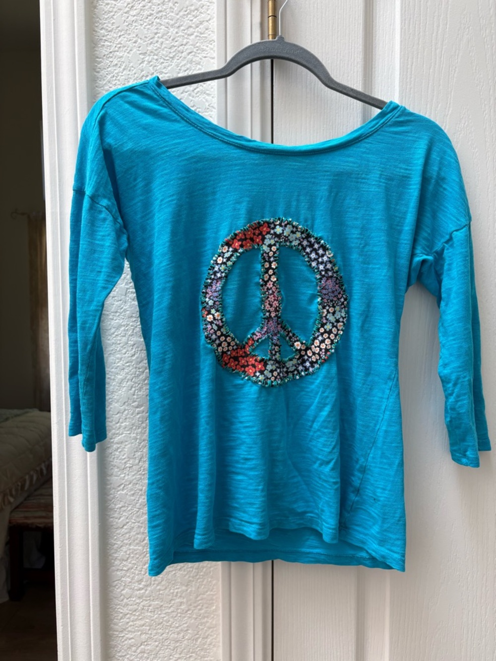 Handmade embroidered Teal 3/4 Sleeve Tee with floral Peace Sign XSm